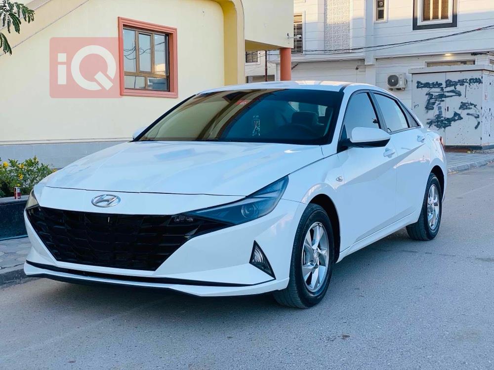 هیوندای ئەلەنترا